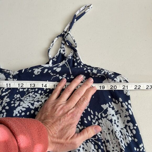 Jessica Simpson Blue White Floral Asymmetrical Maternity (or not) Dress Size XL - Picture 6 of 8